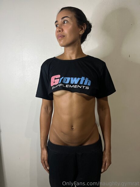 Naughty Gymrat model pics