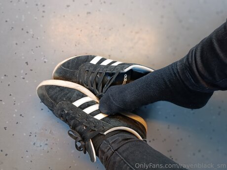 Ravenblack Sm adult model photos