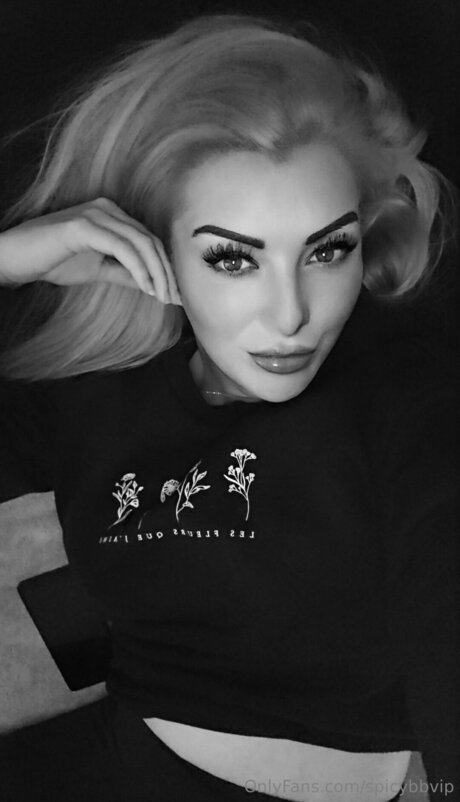 chubby redhead onlyfans art xxx pictures