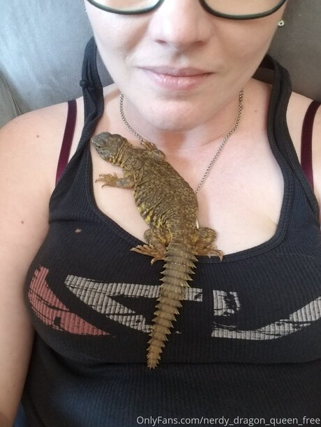 Nerdy Dragon Queen Free sex pornstar images