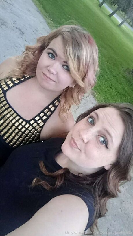 Xsluttycupcakex6669x nude actress pictures