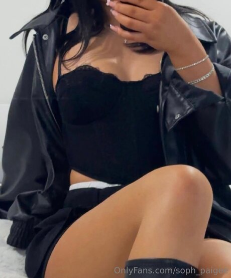 Soph Paigee nude model photo