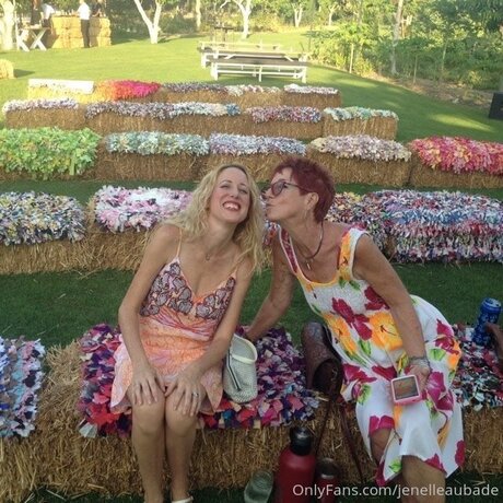 Jenelleaubade pornstar exclusive image