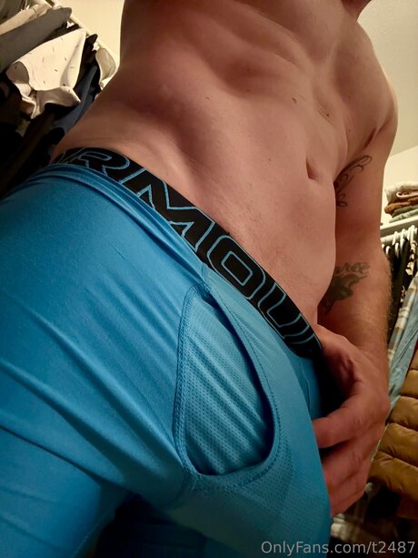 T2487 star naked pictures