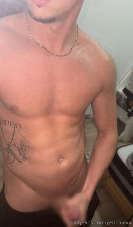 Yeribluexx hot star picture