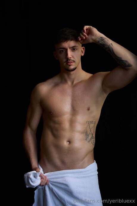 Yeribluexx model hd img