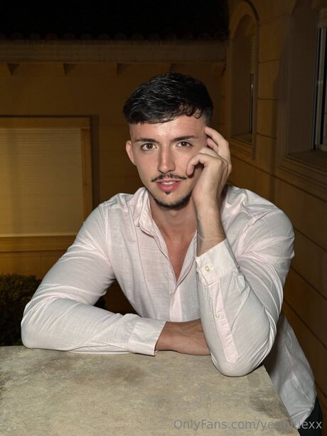 Yeribluexx star art photos