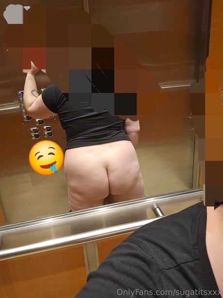 Sugatitsxxx model sexy photo