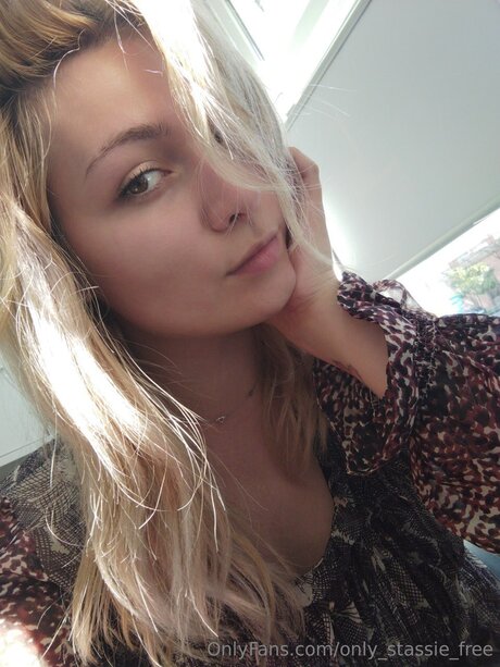 Only Stassie Free exclusive actress img