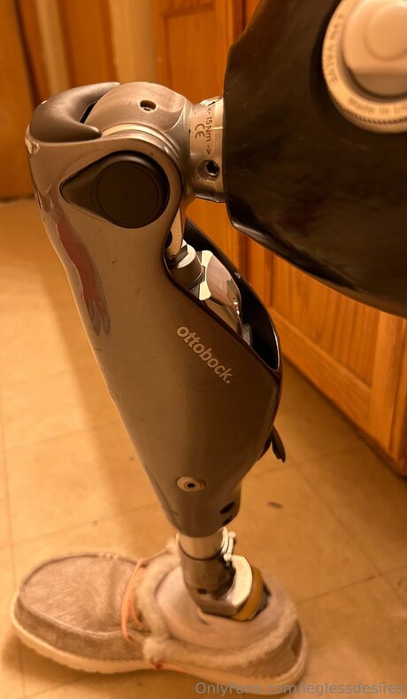 Leglessdesires sex star pic