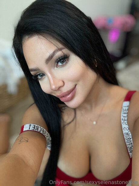 Sexyselenastonefree free star picture