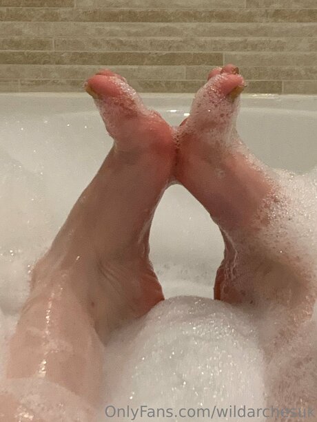 Wildarchesuk erotic star img