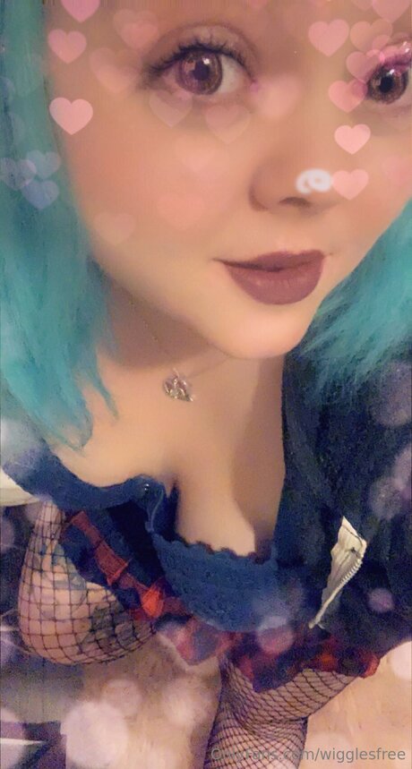 Wigglesfree star naked archive