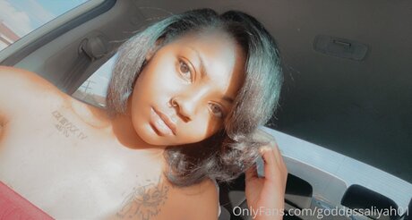 Goddessaliyah01 star hot pic