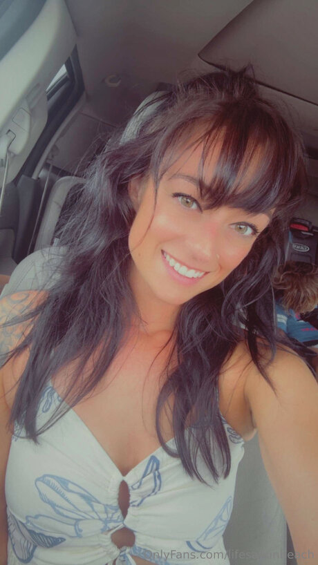 perfect shemale onlyfans nude photo