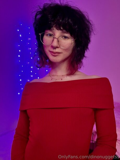 Dinonuggetss hd actress photos