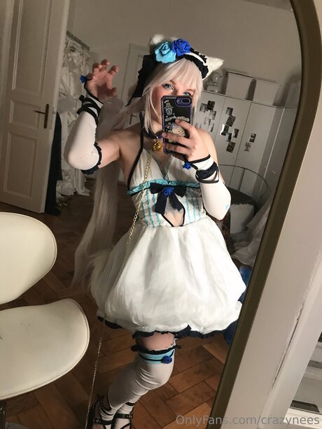 Crazynees star erotic img