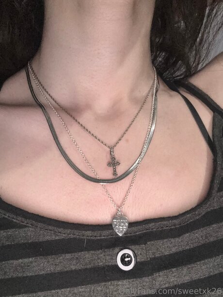 Sweetxk26 nude model images