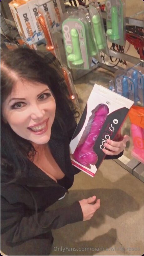 Bianca White Roses pornstar top img