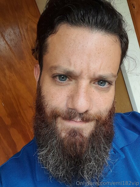 Emi182vip model nice photos