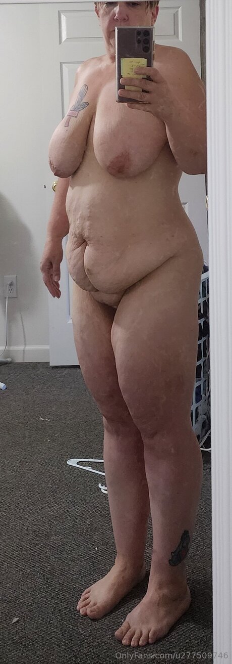 U277509746 exclusive pornstar photo