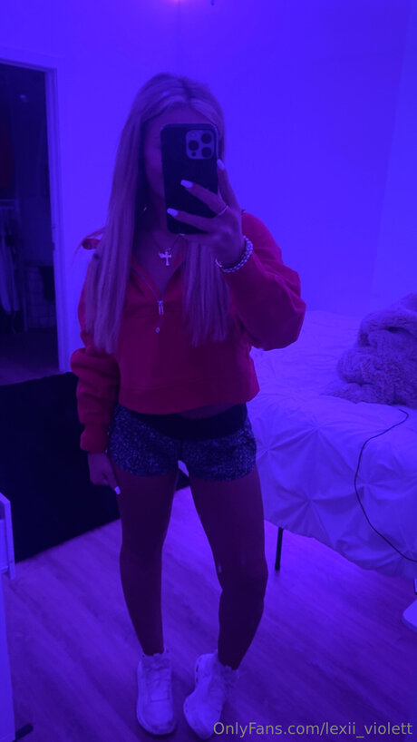 Juliannapeyton Quick model image