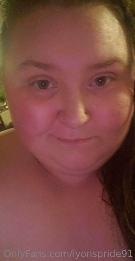 Lyonspride91 porn model picture