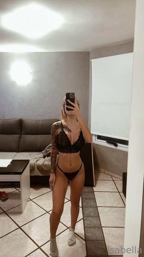 Isabellaa12 pornographic model images