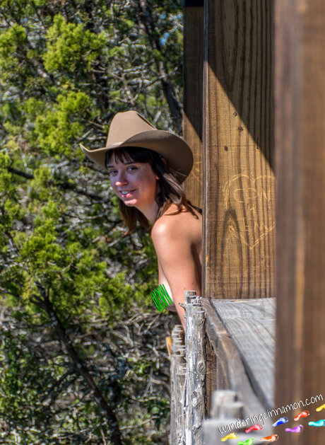 Wanderingcinnamon naked star archive