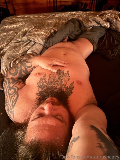 Taurusheavy model sexy img