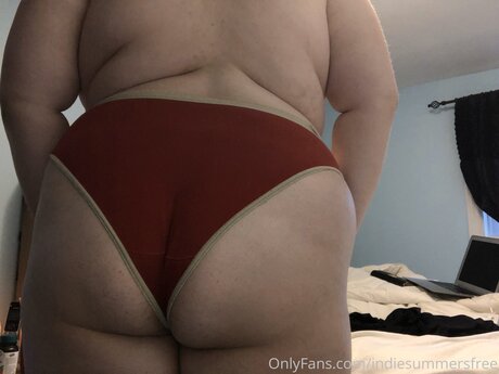 Indiesummersfree model erotic pics