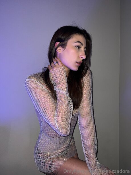 Violetizzadora exclusive actress pics