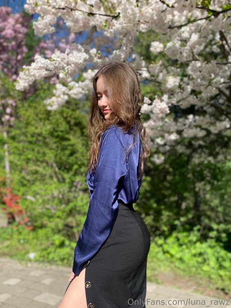 Luna Rawz art actress pic