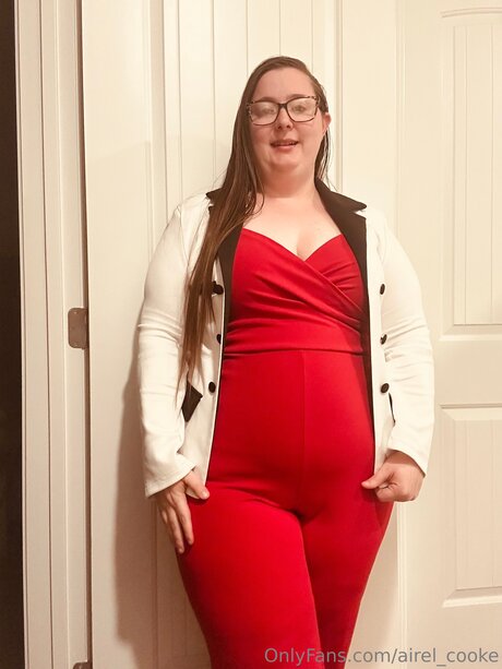 Airel Cooke model erotic image