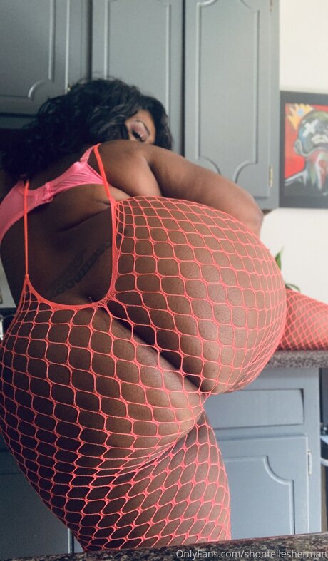 Shontellesherman model adult galleries
