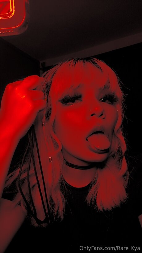 Rare Kya star pornographic photo