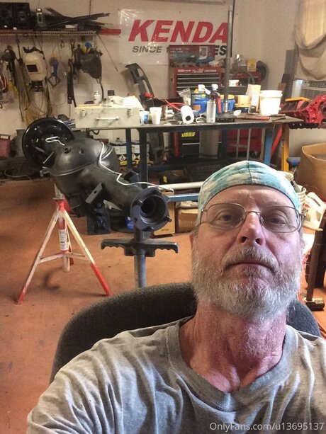 U13695137 star hot pictures