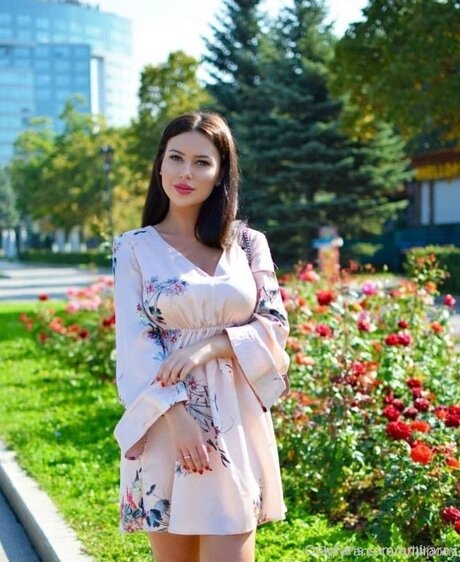 Jujuam star adult picture