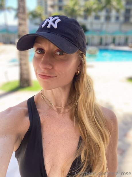 Lele Rose star pretty image