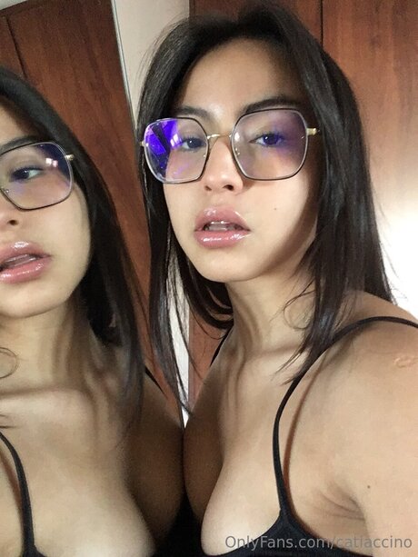 Catiaccino model naked photos