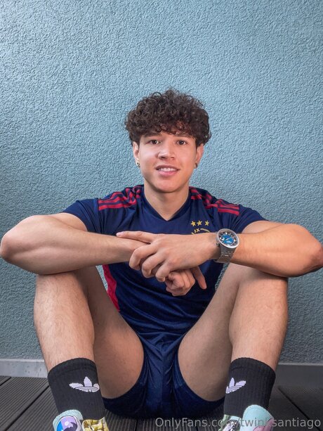 Twinksantiago sexy actress pictures