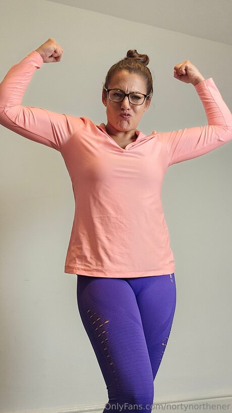 Nortynorthener model porn image