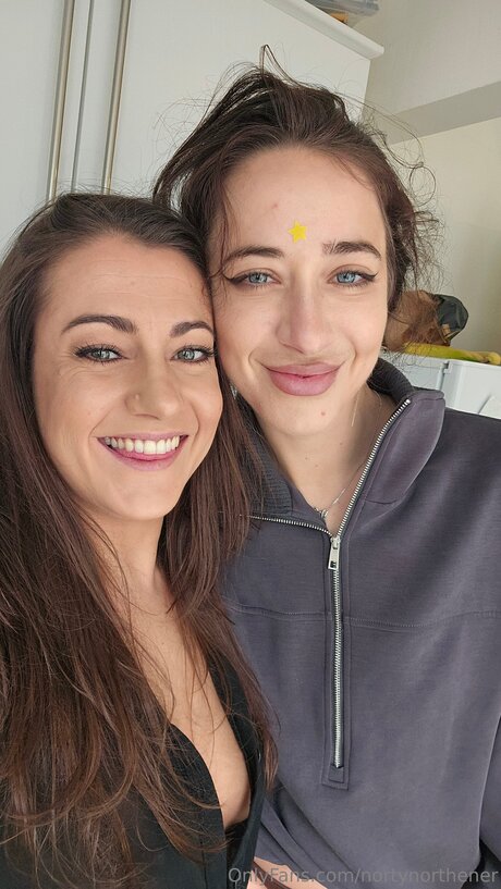 Nortynorthener model porn galleries