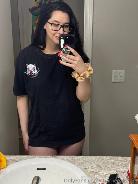 Charliecakes69 nudes star pic