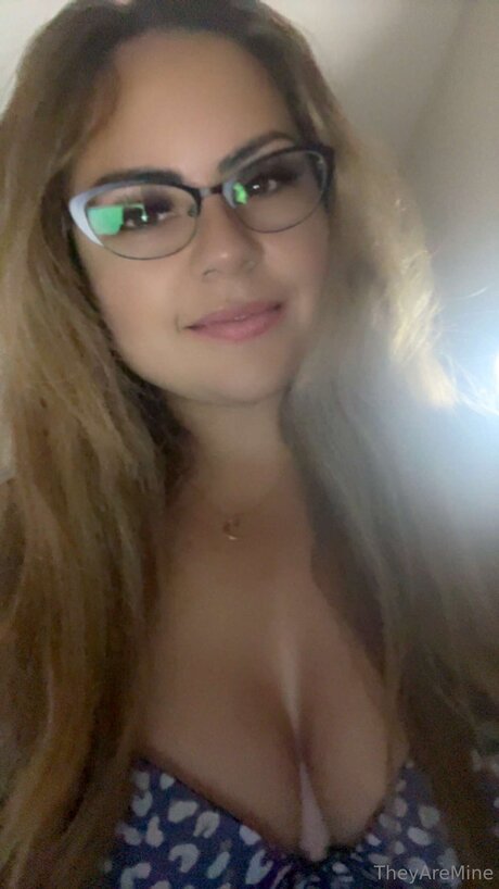 U217598164 model art gallery