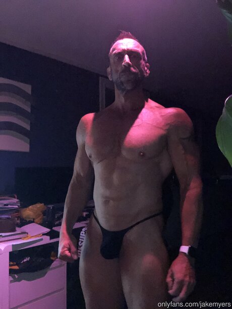 Jakemyers model erotic images