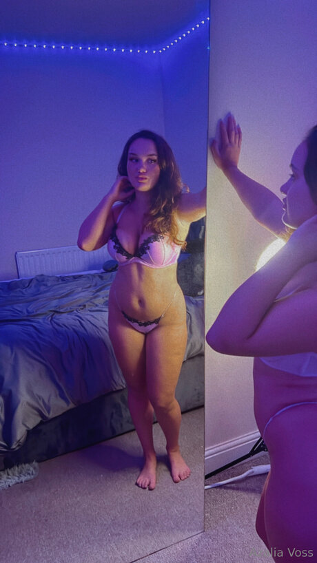 Azaliavoss xxx actress archive