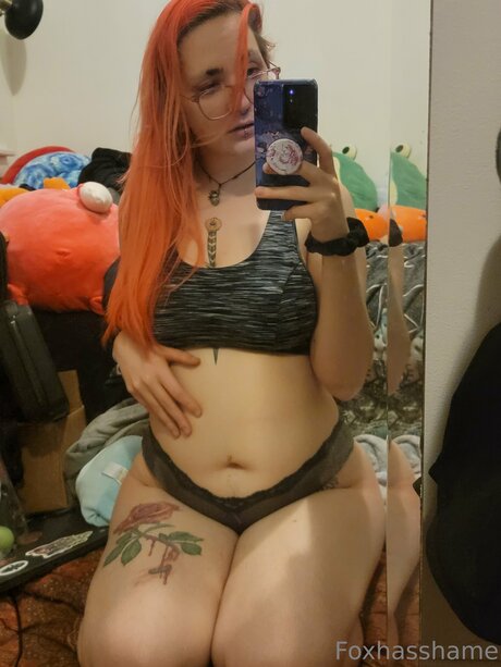 Foxhasshame pornstar adult image