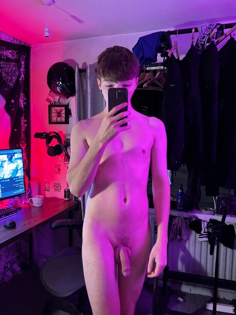 Thebeeb0i pornstar adult photo