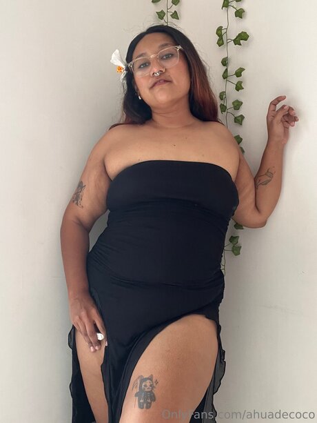 Vessia 11 model pornographic picture